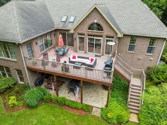 1695 Signal Point Drive, Niles, MI 49120