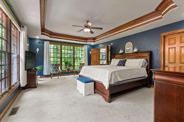 1695 Signal Point Drive, Niles, MI 49120