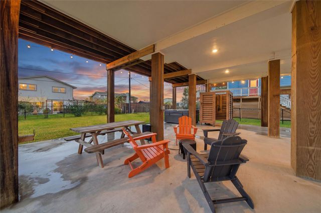 16713 Moby Dick, Jamaica Beach, TX 77554