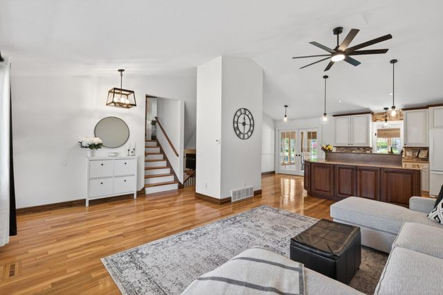 15005 76th Place N, Maple Grove, MN 55311