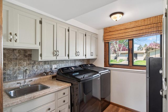 15005 76th Place N, Maple Grove, MN 55311