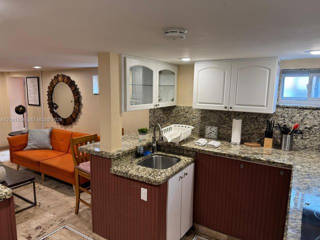 1033 NW 6th Street 1, Miami, FL 33136