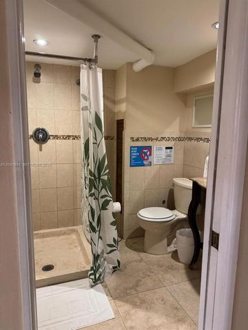 1033 NW 6th Street 1, Miami, FL 33136
