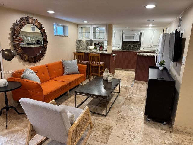1033 NW 6th Street 1, Miami, FL 33136
