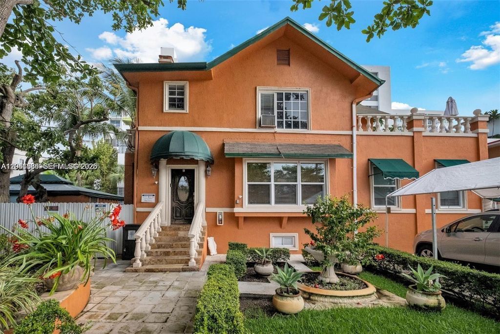 1033 NW 6th Street 1, Miami, FL 33136