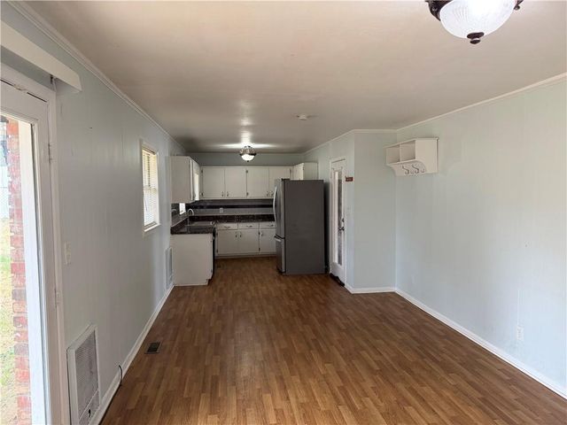 3721 Hiland Circle, Oakwood, GA 30566