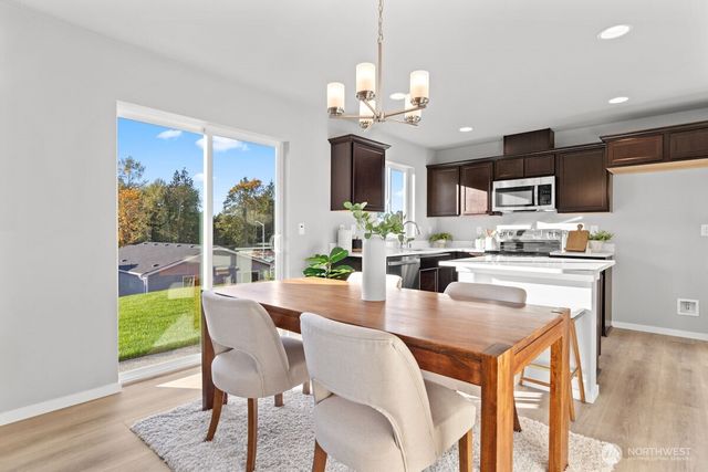 7467 45TH Place NE, Marysville, WA 98270