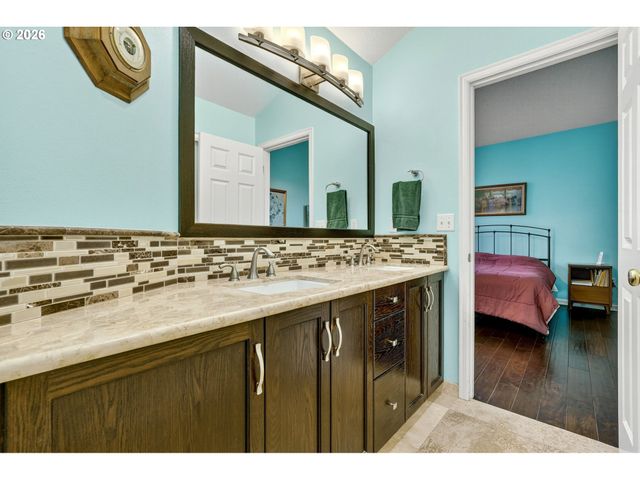 14891 Nw Elaina Ln, Portland, OR 97229