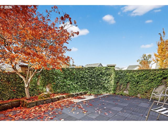 14891 Nw Elaina Ln, Portland, OR 97229