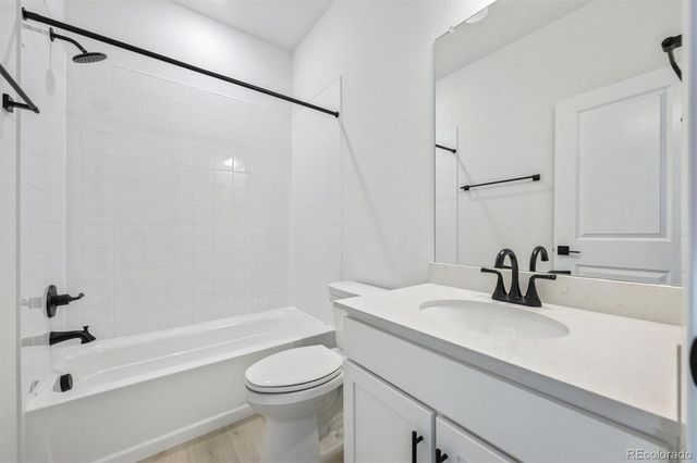 3801 Emerald Shore Circle, Loveland, CO 80538