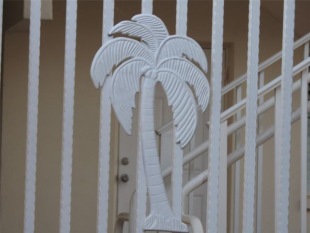 1872 NE 46th Street D12, Fort Lauderdale, FL 33308