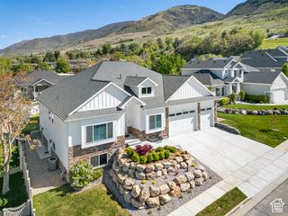 735 E 850 S, Centerville, UT 84014