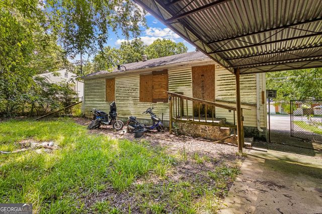 449 Hamilton E Holmes Drive NW, Atlanta, GA 30318