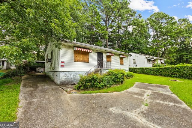 449 Hamilton E Holmes Drive NW, Atlanta, GA 30318