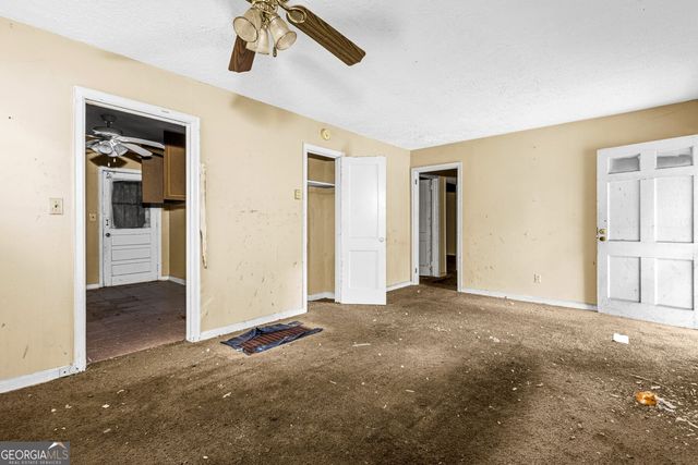 449 Hamilton E Holmes Drive NW, Atlanta, GA 30318
