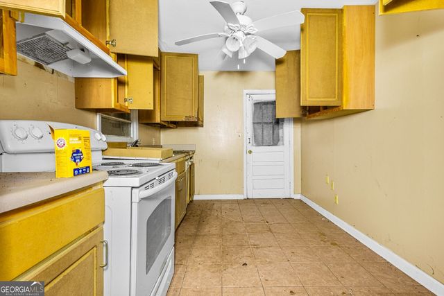 449 Hamilton E Holmes Drive NW, Atlanta, GA 30318