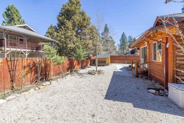 457 E Mountain View, Big Bear City, CA 92314