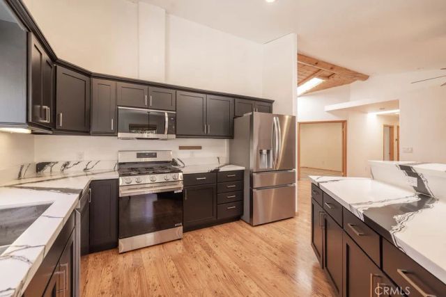 457 E Mountain View, Big Bear City, CA 92314