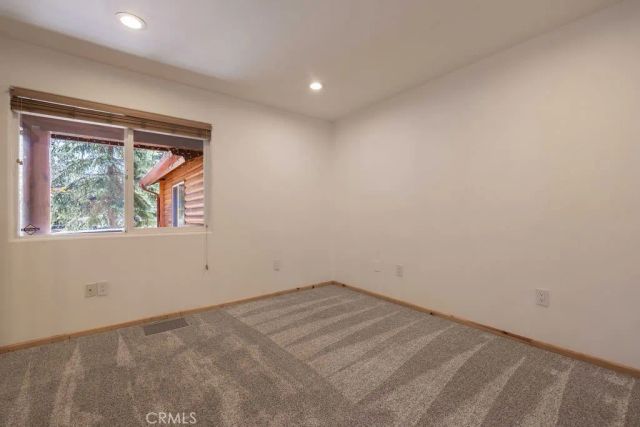 457 E Mountain View, Big Bear City, CA 92314