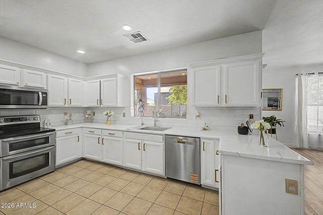 4327 W T RYAN Lane, Laveen, AZ 85339
