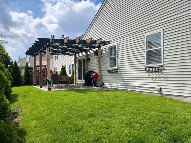 1475 Larkspur Court, Romeoville, IL 60446