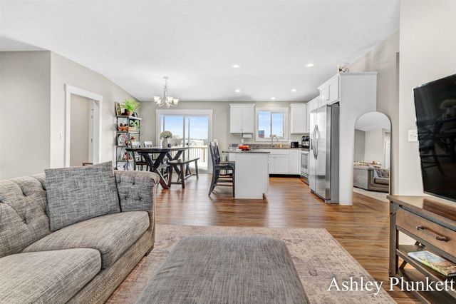 12189 Beauterra Lane, Middleville, MI 49333