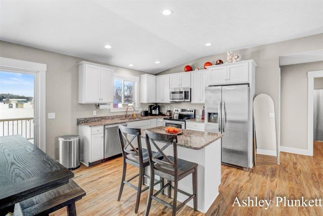 12189 Beauterra Lane, Middleville, MI 49333