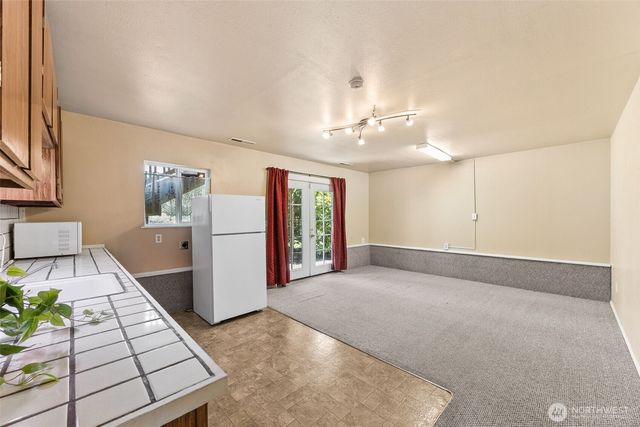 20813 66th Ave E, Spanaway, WA 98387