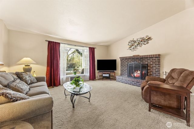 20813 66th Ave E, Spanaway, WA 98387