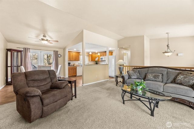 20813 66th Ave E, Spanaway, WA 98387