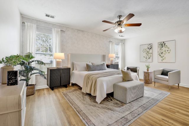 2005 Blossom Valley Ct, Mount Juliet, TN 37122