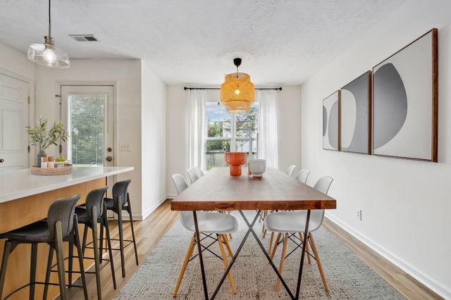 2005 Blossom Valley Ct, Mount Juliet, TN 37122