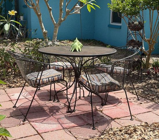 2159 BARCELONA WAY S, St Petersburg, FL 33712
