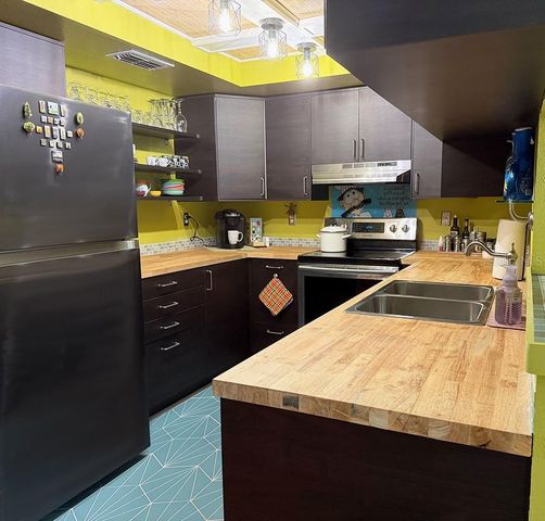 2159 BARCELONA WAY S, St Petersburg, FL 33712