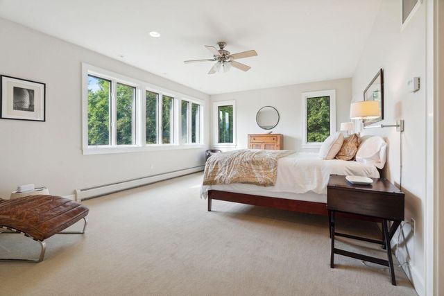 237 Points North Road, Stowe, VT 05672