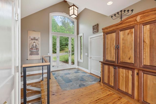 237 Points North Road, Stowe, VT 05672