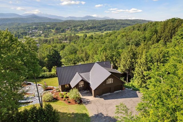 237 Points North Road, Stowe, VT 05672