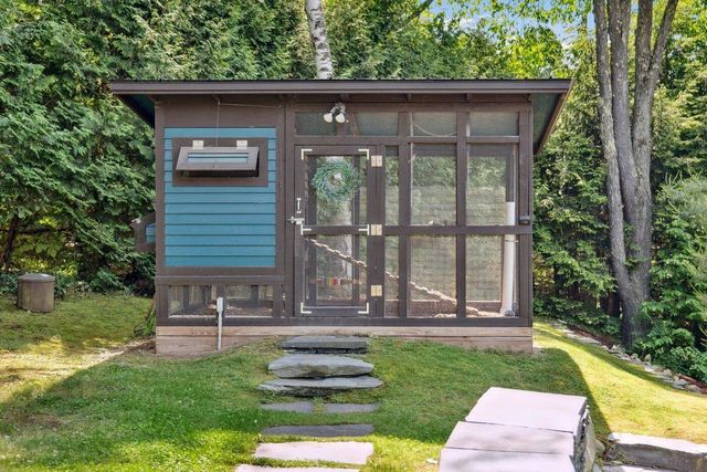 237 Points North Road, Stowe, VT 05672