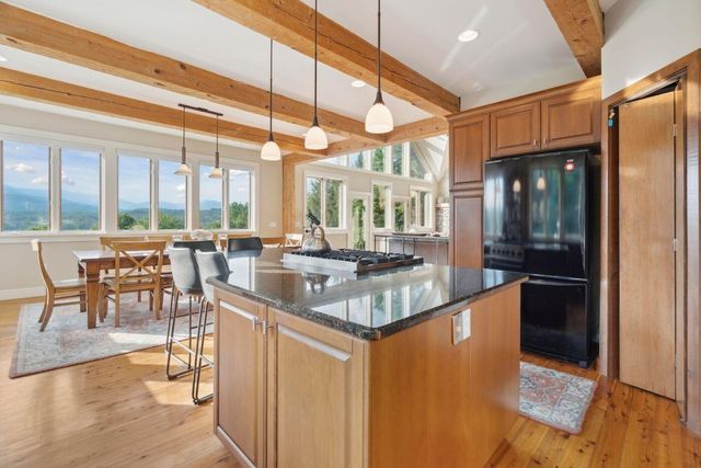 237 Points North Road, Stowe, VT 05672