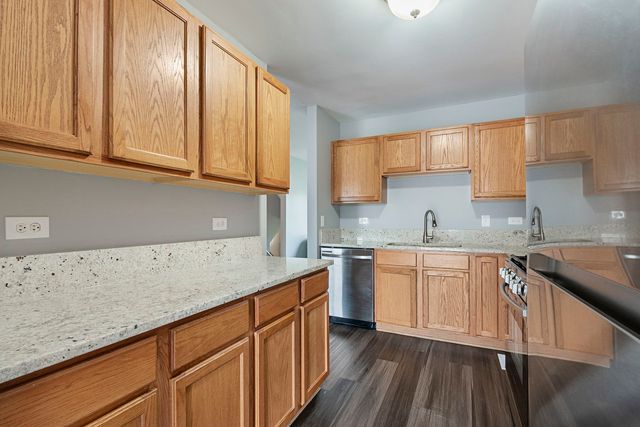 2110 Austrian Pine Street, Lockport, IL 60441