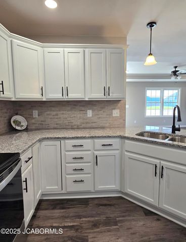 10875 BROADACRE DRIVE, Holts Summit, MO 65043