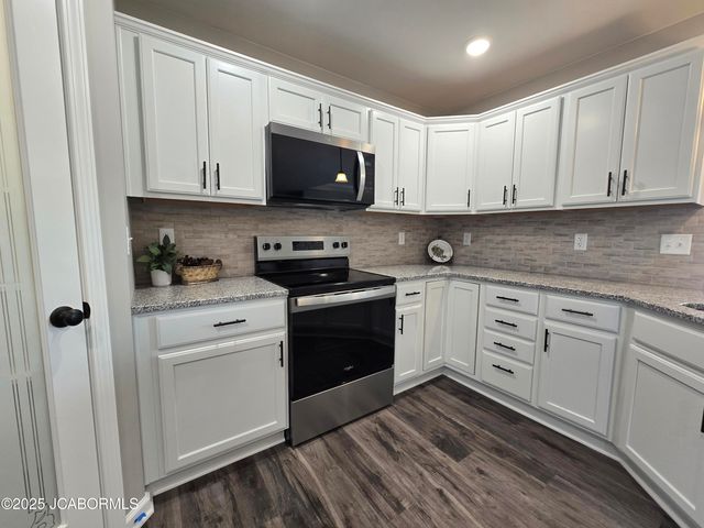 10875 BROADACRE DRIVE, Holts Summit, MO 65043