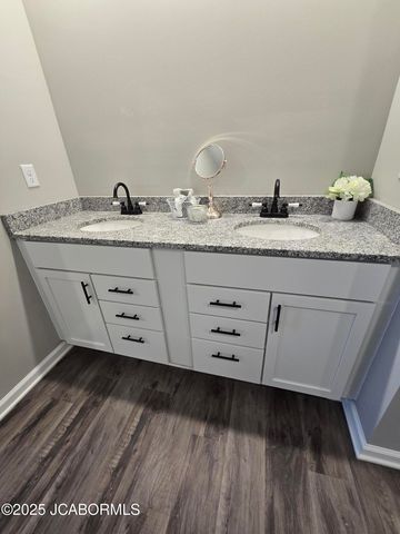 10875 BROADACRE DRIVE, Holts Summit, MO 65043