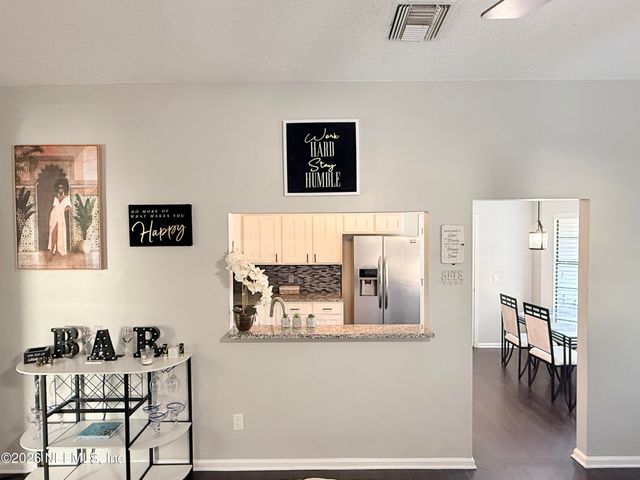 7748 PEPPER Circle E, Jacksonville, FL 32244