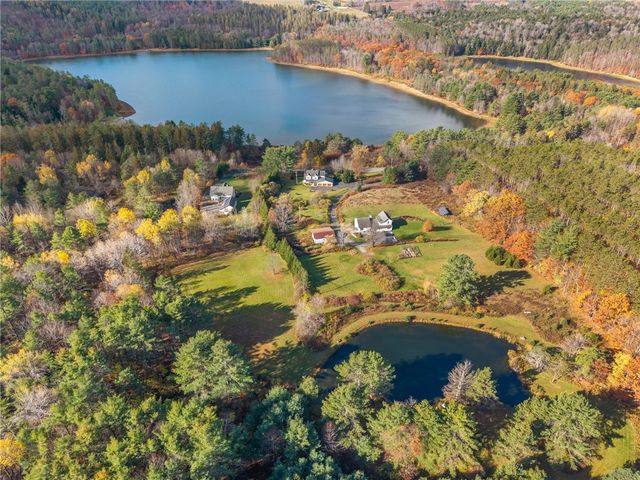 862 East Street, Oneonta, NY 13820