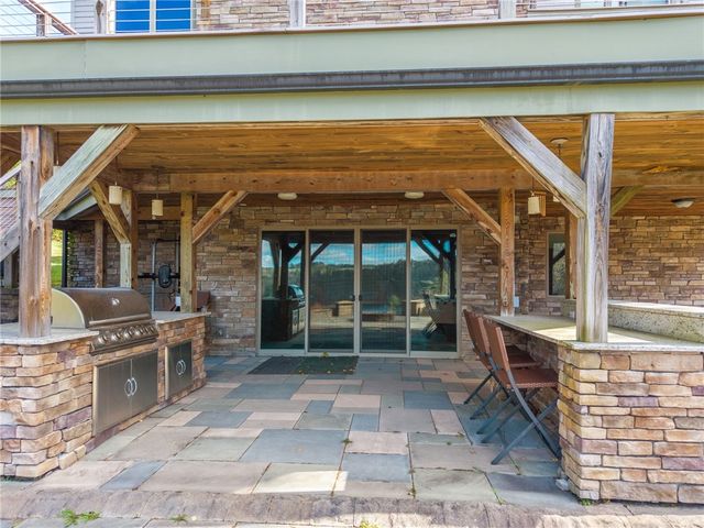 862 East Street, Oneonta, NY 13820