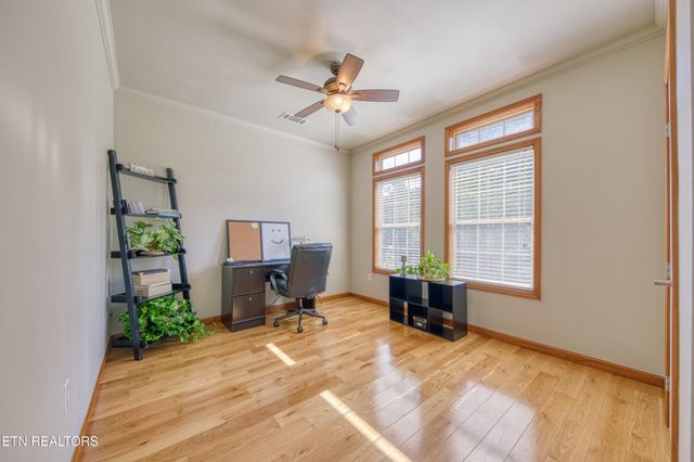 2307 Stock Creek Rd, Knoxville, TN 37920