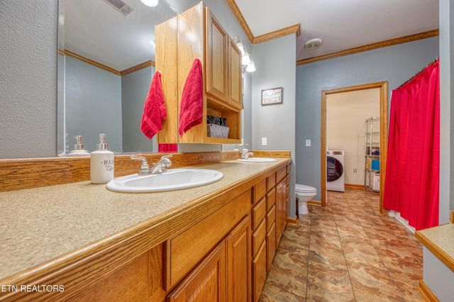 2307 Stock Creek Rd, Knoxville, TN 37920