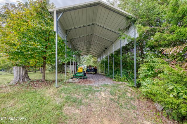 2307 Stock Creek Rd, Knoxville, TN 37920