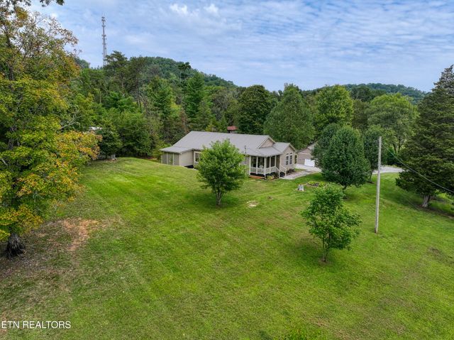 2307 Stock Creek Rd, Knoxville, TN 37920